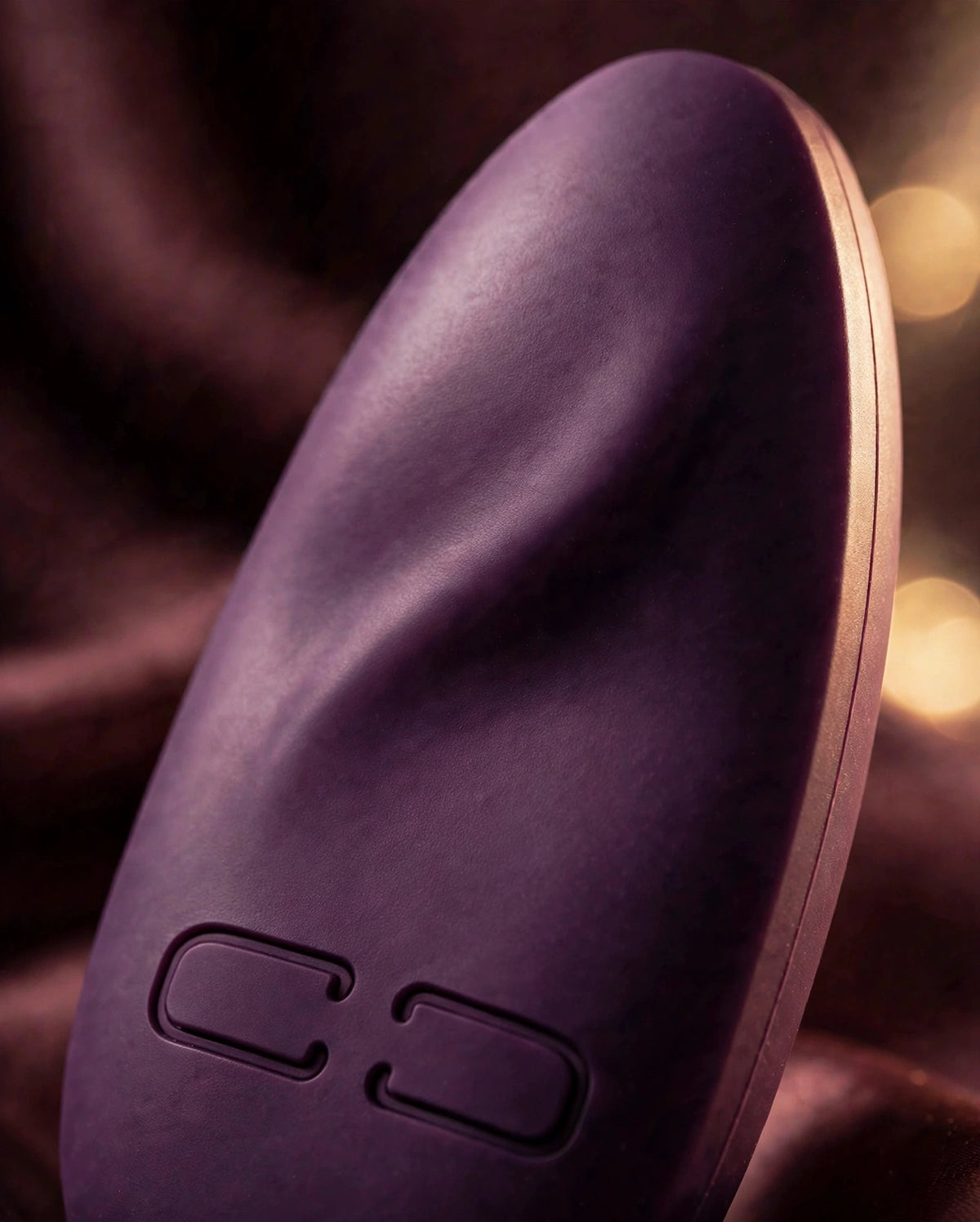 LILY 3 by LELO · Dark Plum